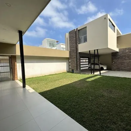 Buy this 4 bed house on Coppel in Ignacio de la Llave Ave. 70, 95270 Alvarado