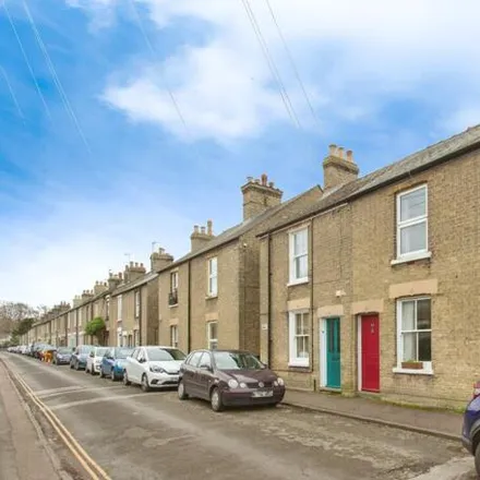 Buy this 3 bed townhouse on 47 Selwyn Road in Cambridge, CB3 9EA