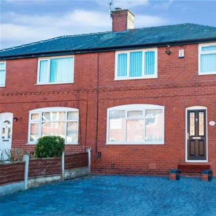 Rent this 3 bed duplex on Branksome Drive in Pendlebury, M6 7PW