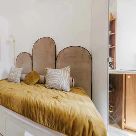 Rent this 1 bed apartment on 121 Rue de la Pompe in 75116 Paris, France