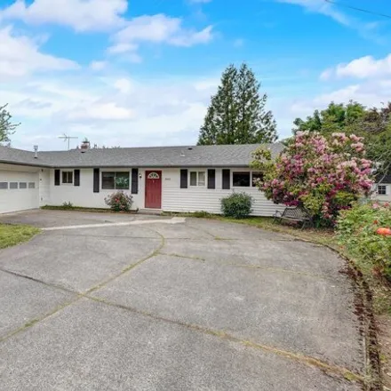 Buy this 3 bed house on 880 Northwest Cascade Court in Gresham, OR 97030