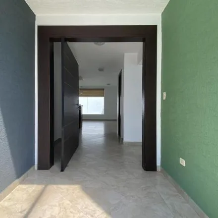Rent this 3 bed house on Parqueadero Tía in Gaspar de Villarroel, 170903