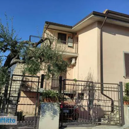 Image 4 - Via Furio Camillo, 02032 Fara in Sabina RI, Italy - Apartment for rent