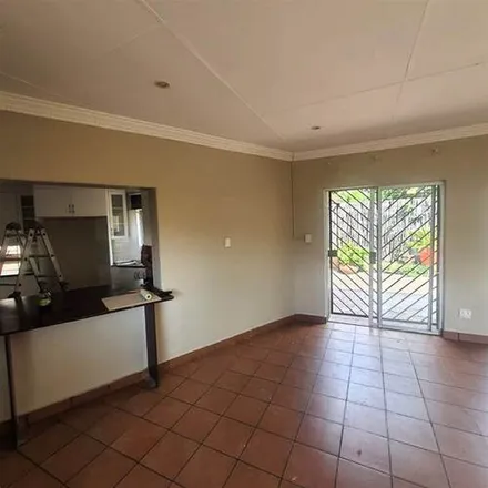 Rent this 3 bed apartment on 407 Roslyn Avenue in Newlands, Pretoria