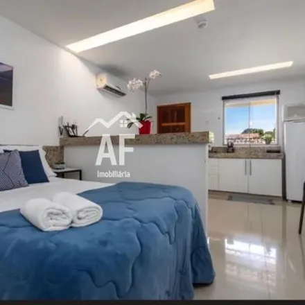 Rent this 1 bed apartment on Rua Roberto Peixoto in Itaipu, Niterói - RJ