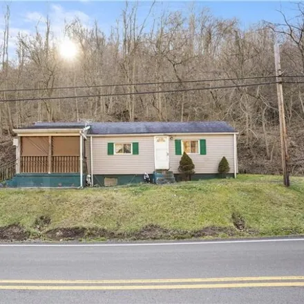 Buy this 3 bed house on 8563 Warren Ridge Smithfield Raylan Road in Hopewell, Jefferson County