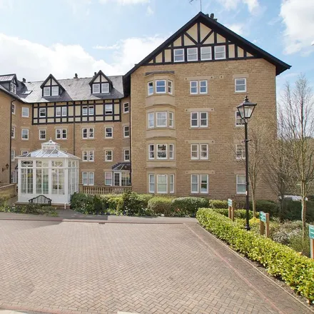 Rent this 2 bed apartment on Coppice Drive in Harrogate, HG1 2JE