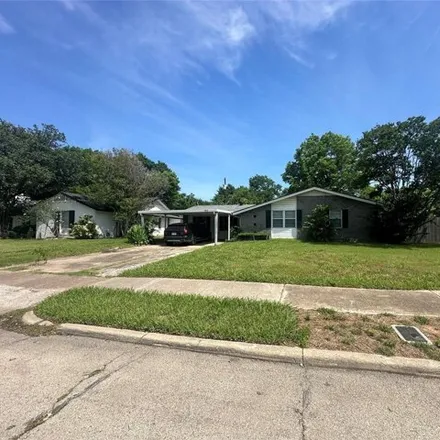 Buy this 3 bed house on 1928 Brenton Street in Irving, TX 75062