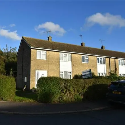 Buy this 3 bed house on Grove Road in Houghton Regis, LU5 5PD