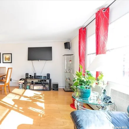 Image 5 - 153-17 82nd Street, New York, NY 11414, USA - Condo for sale