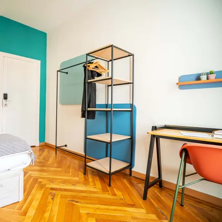 Rent this 1studio room on Madrid in Calle de Luchana, 38