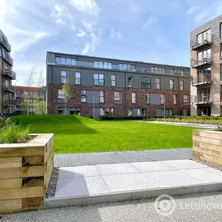 Rent this 3 bed apartment on 32 Bellevue Street in City of Edinburgh, EH7 4BY