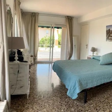 Rent this 4 bed house on Tossa de Mar in Carretera de Lloret, 17320 Tossa de Mar