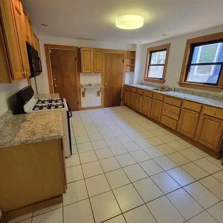 Rent this 2 bed apartment on 50;52 Mount Pleasant Street in Cambridge, MA 02140