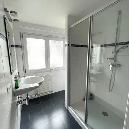 Rent this 5 bed apartment on Ringlaan 58 in 3080 Tervuren, Belgium
