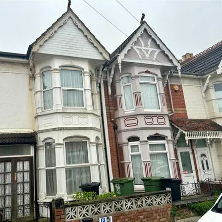 Image 1 - Shadwell Road, Tipner, PO2 9EP, United Kingdom - Townhouse for sale