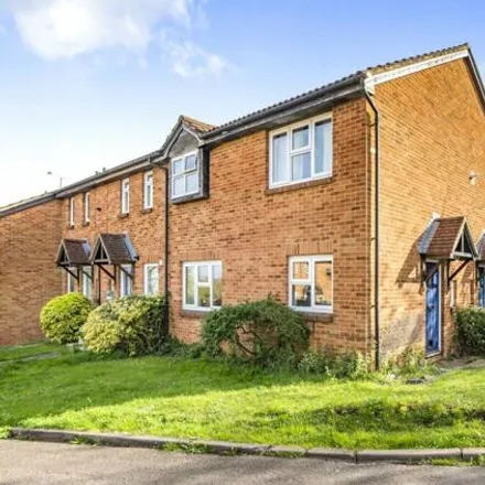 Buy this 1 bed house on Ashbury Crescent in Guildford, GU4 7HG