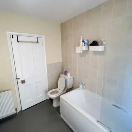Image 2 - 2 Francis Road, Watford, WD18 0PT, United Kingdom - Apartment for rent