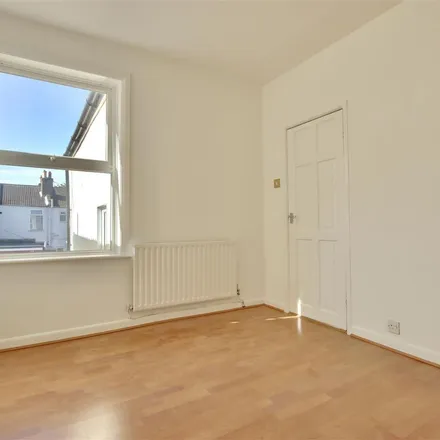 Rent this 3 bed apartment on Malta Road in Portsmouth, PO2 7PX