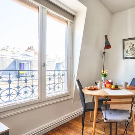 Image 3 - 8 Rue Marguerite Boucicaut, 75015 Paris, France - Apartment for rent
