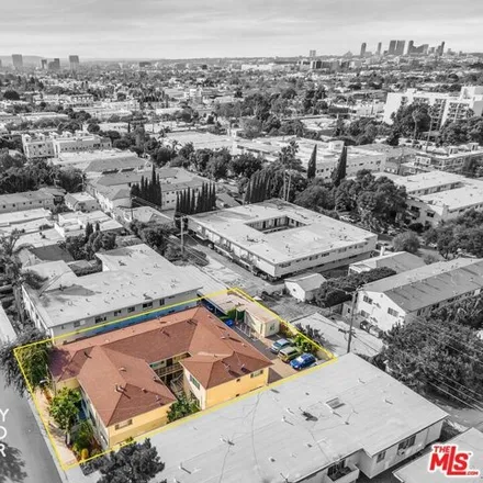 Image 7 - 1225 North Genesee Avenue, West Hollywood, CA 90046, USA - House for sale
