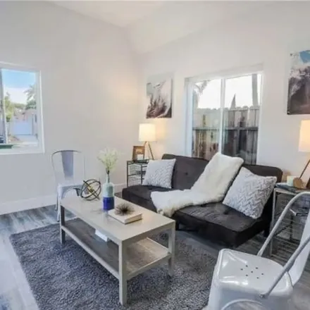 Image 8 - Van Ness & 74th, South Van Ness Avenue, Los Angeles, CA 90305, USA - Apartment for rent