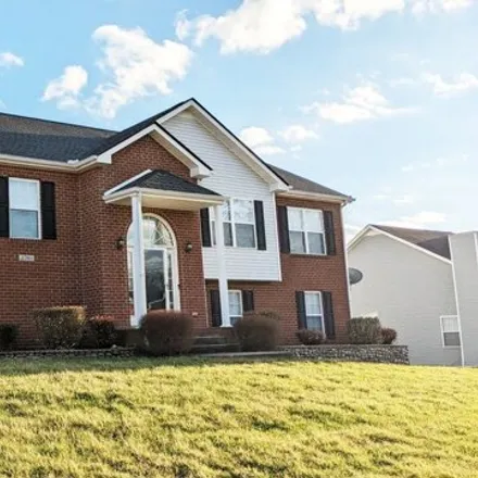 Image 3 - 2750 Cascade Drive, Clarksville, TN 37042, USA - House for rent