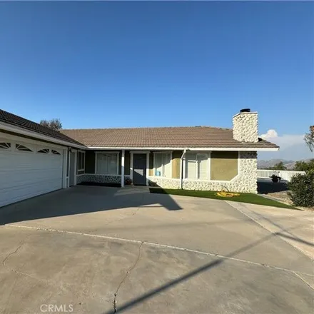 Rent this 3 bed house on 23974 Sunset Avenue in Riverside County, CA 92570