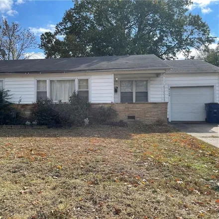 Buy this 3 bed house on 4120 Bradley Drive in Fort Smith, AR 72904