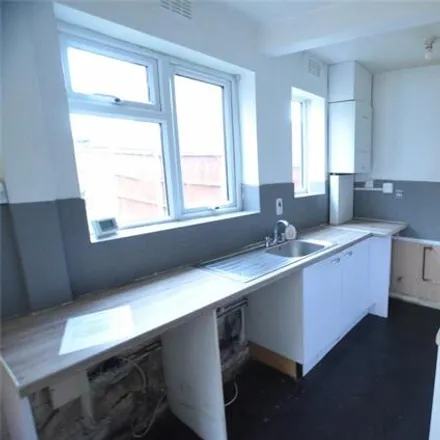 Image 3 - Lynsted Road, Liverpool, L14 0NT, United Kingdom - Townhouse for sale