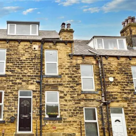 Buy this 2 bed townhouse on Lastingham Road in Farsley, LS13 1JU