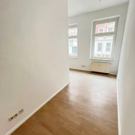 Rent this 3 bed apartment on Georgstraße 43 in 09111 Chemnitz, Germany