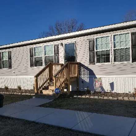 Rent this 1 bed room on 364 Jefferson Street in Raleigh, NC 27605