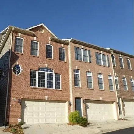 Rent this 3 bed townhouse on 3458 25th Court South in Arlington, VA 22206