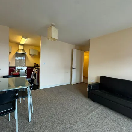 Image 6 - Burford Wharf Apartments, 3 Cam Road, Mill Meads, London, E15 2SL, United Kingdom - Apartment for rent