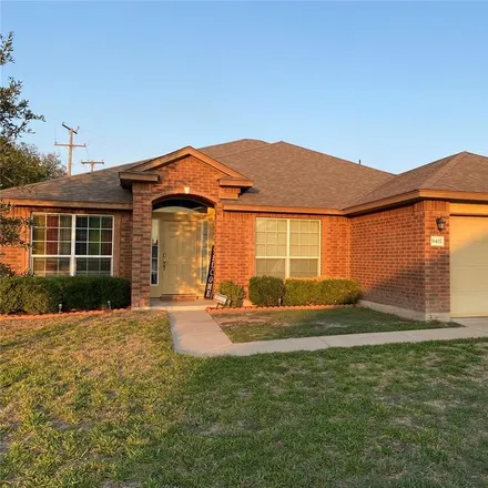 Buy this 4 bed house on 9402 Cricket Drive in Killeen, TX 76542