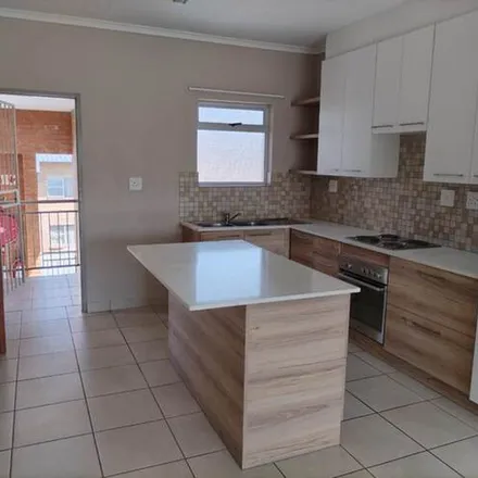 Image 4 - 200 Flufftail Street, Montanapark, Pretoria, 0017, South Africa - Apartment for rent