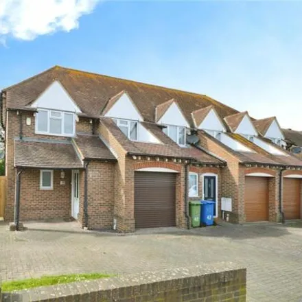 Rent this 3 bed house on Perry Court Farm in Canute Road, Canute Road