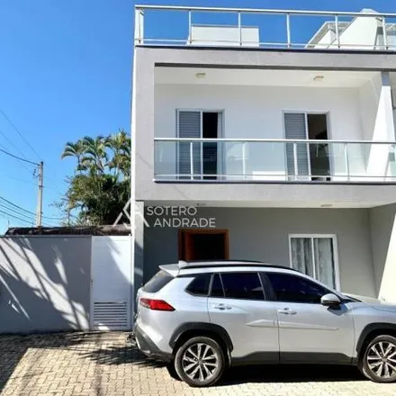 Buy this 2 bed house on Versátil in Avenida Massaguaçu, Portal da Fazendinha
