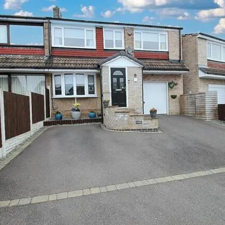 Buy this 4 bed duplex on Charlton Drive in Chapeltown, S35 3PA