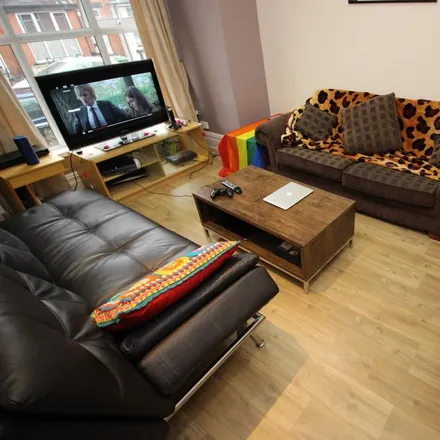 Rent this 7 bed townhouse on 30 Chestnut Avenue in Leeds, LS6 1BA