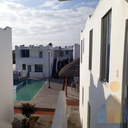 Rent this 2 bed apartment on Calle 4ª in 171030, Tonsupa