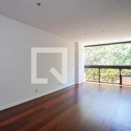 Buy this 3 bed apartment on Rua Presidente Pedreira in Ingá, Niterói - RJ