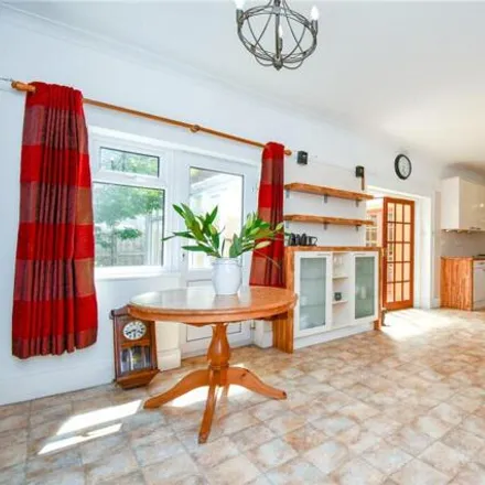 Image 4 - Boundary Lane, Heswall, CH60 5RP, United Kingdom - House for sale