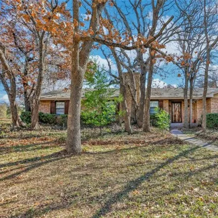 Image 1 - 14 Creekwood Trl, Bowie, Texas, 76230 - House for sale