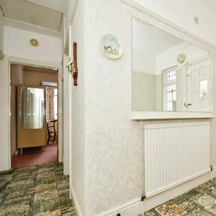 Image 2 - Folds Crescent, Sheffield, S8 0EQ, United Kingdom - House for sale