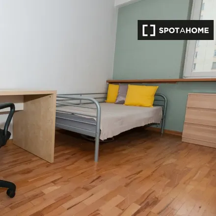 Rent this 6 bed room on Grzybowska in 00-848 Warsaw, Poland