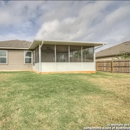 Image 3 - 928 Bexley Drive, Seguin, TX 78155, USA - House for sale