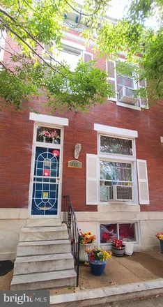 Image 2 - 203 North Kenwood Avenue, Baltimore, MD 21224, USA - Townhouse for sale