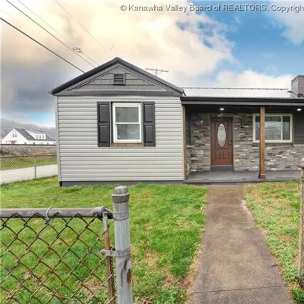 Buy this 3 bed house on 2100 Charles Avenue in Dunbar, WV 25064